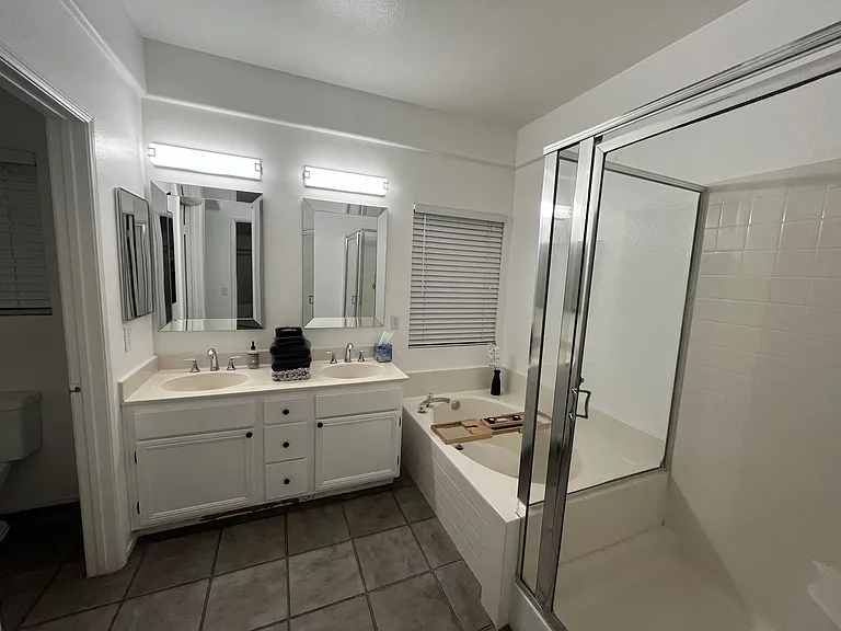 15860 Alisa Viejo Ct — Photo 16