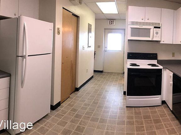 5th image of 623 W College Ave #R7