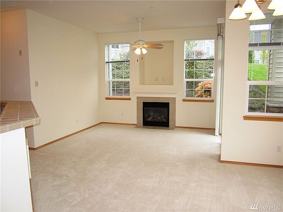 4th image of 1855 Trossachs Blvd SE Unit 1902