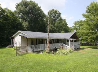 11189 Millersburg Rd, Howard, OH 43028