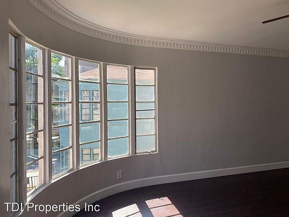 5th image of 1037 S Norton Ave #7472341