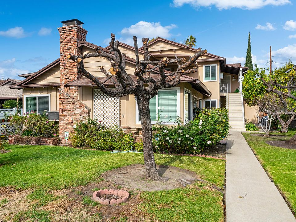 1st image of 14141 Moorpark St #1/2