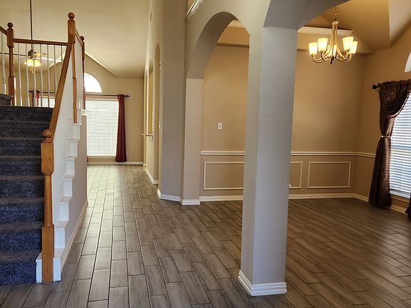 3rd image of 420 Misty Ln
