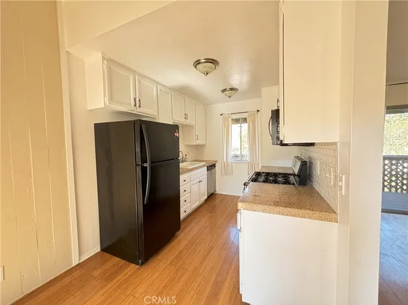 25861 Marguerite Pkwy, Mission Viejo, CA 92692