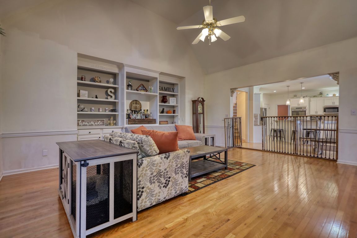 next background image