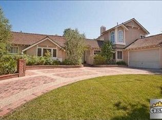 17410 Tarzana St, Encino, CA 91316
