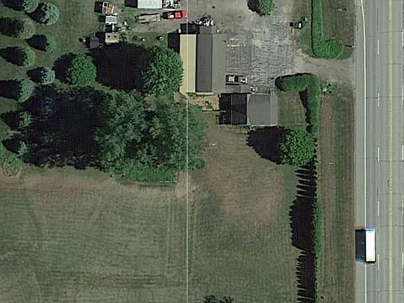 2nd image of 2951 N Huron Rd #1