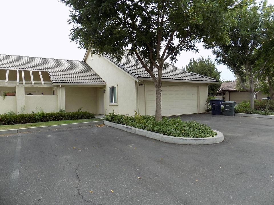 1st image of 353 E Acacia St #1