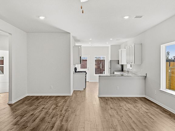 7th image of this home