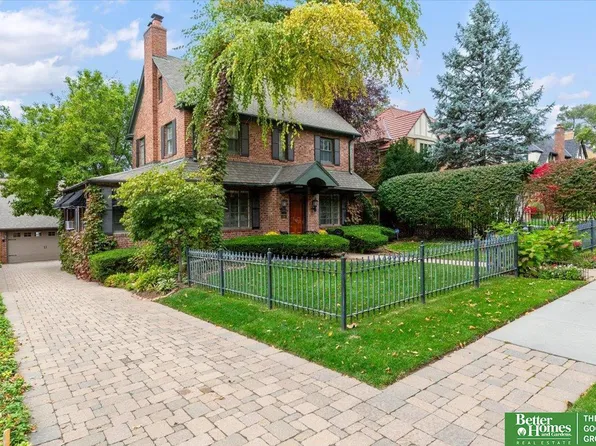 656 N 58th St, Omaha, NE 68132