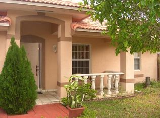 1041 NW 128th Pl, Miami, FL 33182