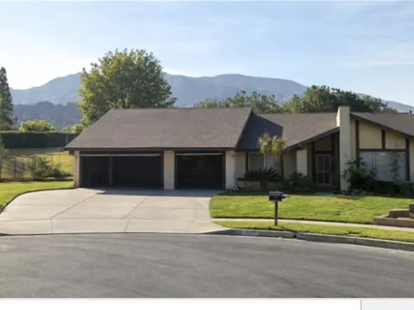2072 Carmel Cir, Corona, CA 92882