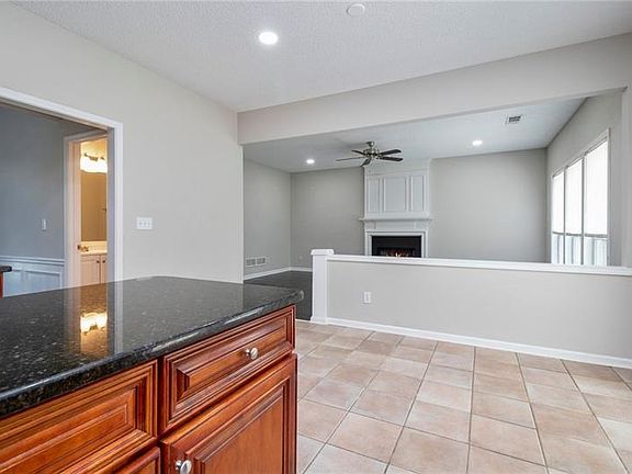 4th image of 3477 Chastain Glen Ln NE