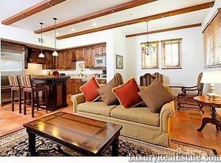 7319 Estrella De Mar Rd #9, Carlsbad, CA 92009