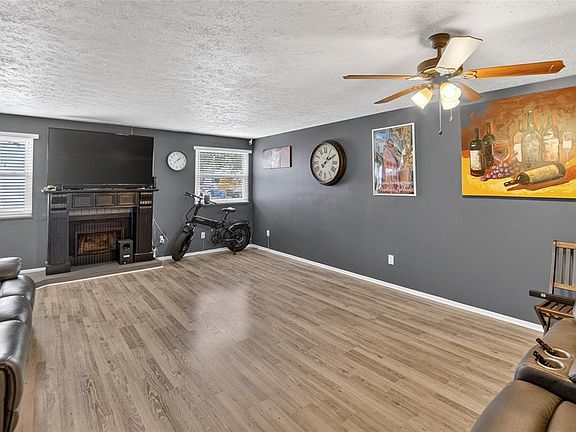 5th image of 6424 ROCKPOINTE DRIVE