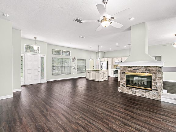 4th image of 1273 Little Oak Cir