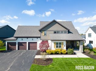 3895 Balsam Waters Dr NE, Grand Rapids, MI 49525