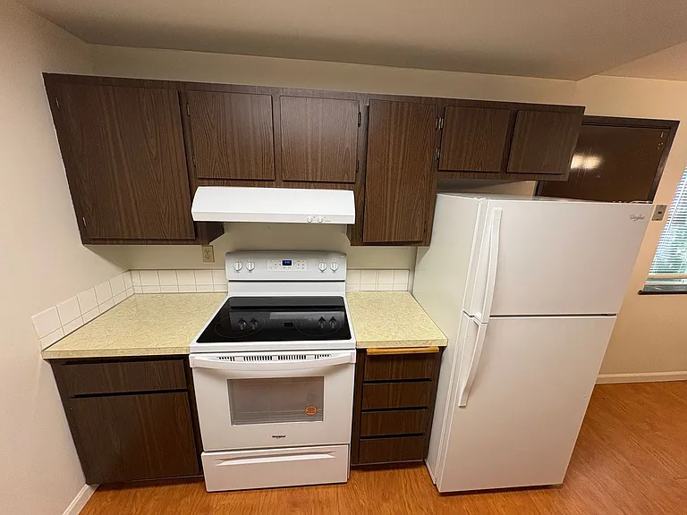 1110 S Walnut Pl — Photo 4