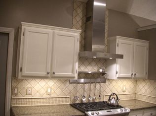 12189 Cypress Ln, Fayetteville, GA