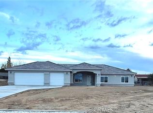 7741 Calpella Ave, Hesperia, CA 92345