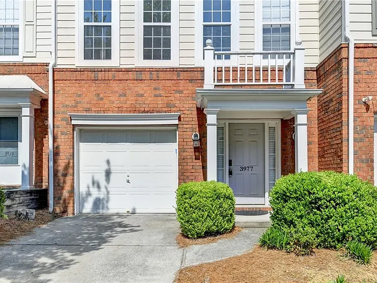3977 Howell Park Rd — Photo 2