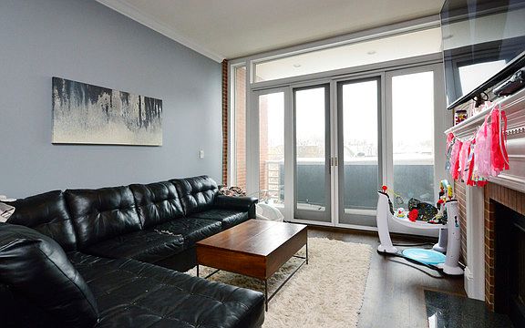 3rd image of 3925 N Ashland Ave APT 3