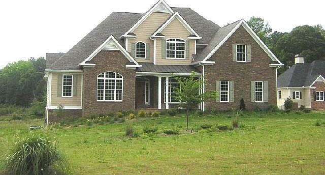 1st image of 190 Berry Hill Ln