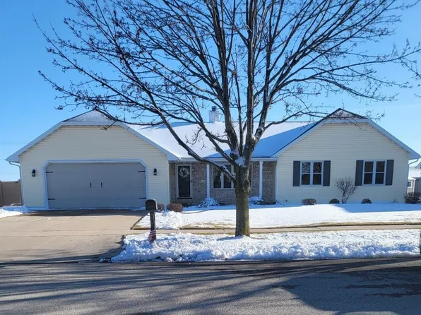 1151 Countryside Dr, De Pere, WI 54115