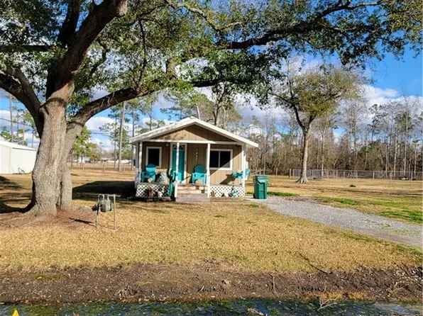 1437 Daigle Rd, Sulphur, LA 70663