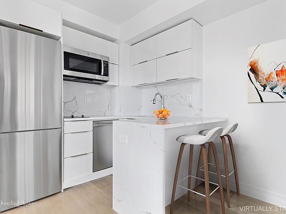 4th image of 45 Tudor City Pl APT 1001