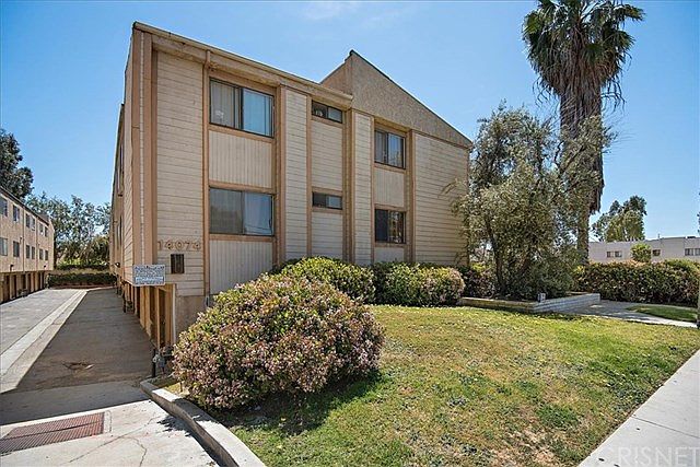 1st image of 14074 Van Nuys Blvd APT 10