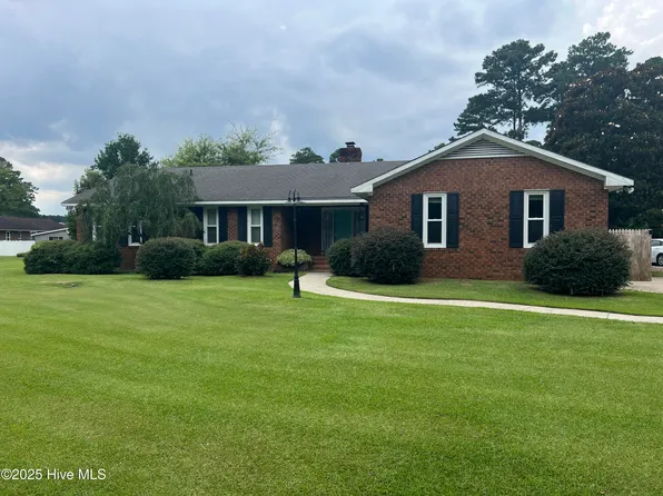 204 Ellison Drive, Washington, NC 27889