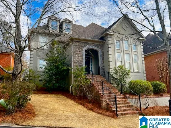 1216 Wellington Cir, Birmingham, AL 35243