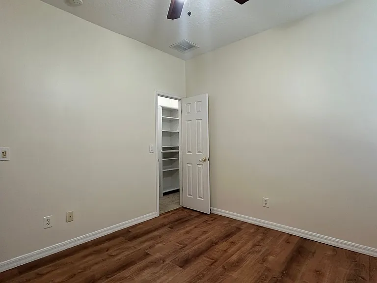 1653 Cherry Ridge Dr — Photo 28