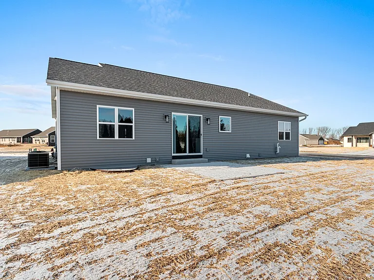 340 Rainbow Ct — Photo 4