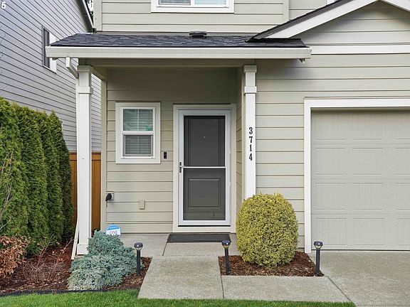 4th image of 3714 NE 61st St