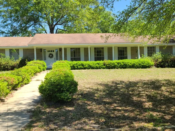 1038 Bunton Rd, Hattiesburg, MS 39402