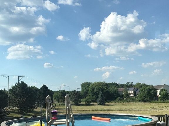 3rd image of 4341 River Glen Dr Unit 4341
