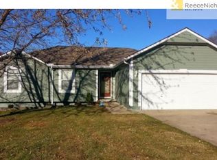 408 Poplar St, Peculiar, MO 64078