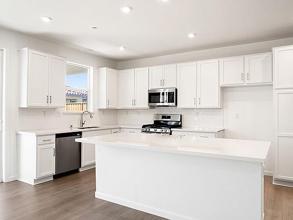 4th image of 6207 Olympic Place
