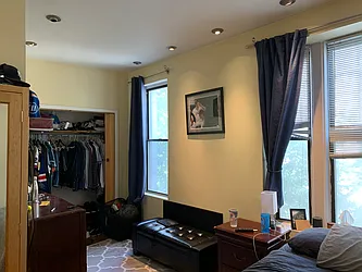 Rented by Living New York