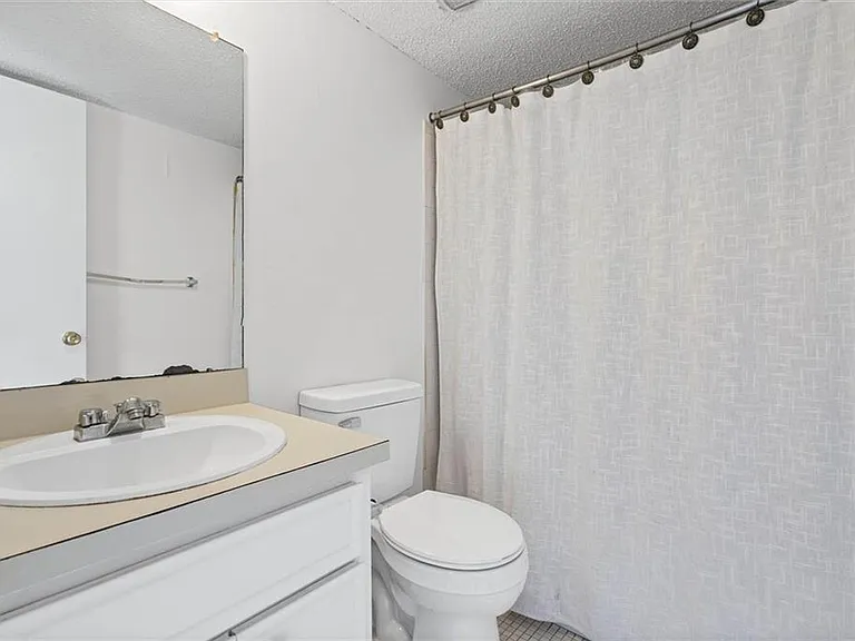 119 Riverbend Dr #119 — Photo 10