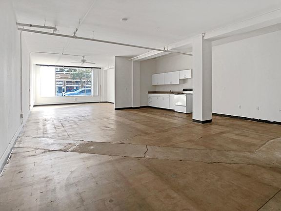 5th image of 920 E St APT 103