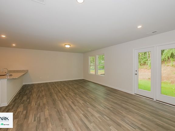 5th image of 118 Duck Walk Way