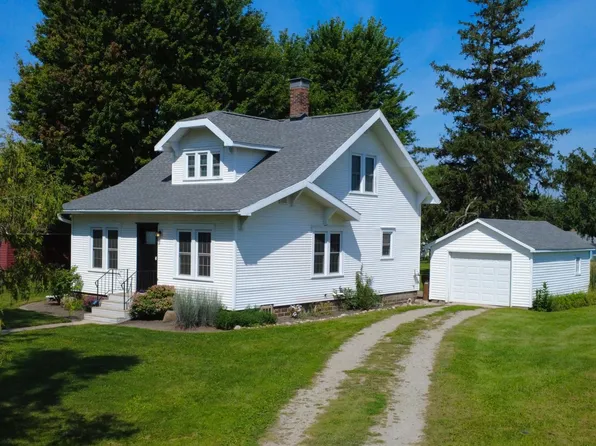 608 Barker St, Hartland, MN 56042