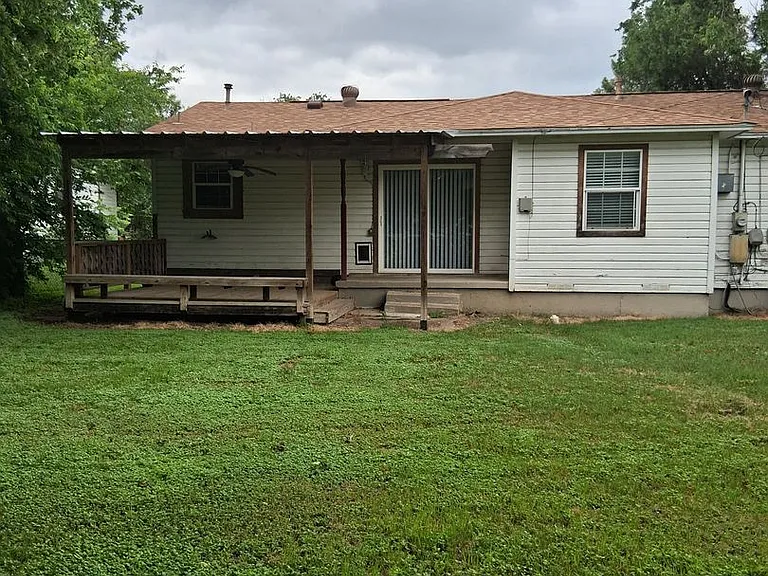 1414 Alta Mira Dr — Photo 4