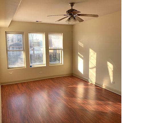 2nd image of 527 N Homan Ave APT 1
