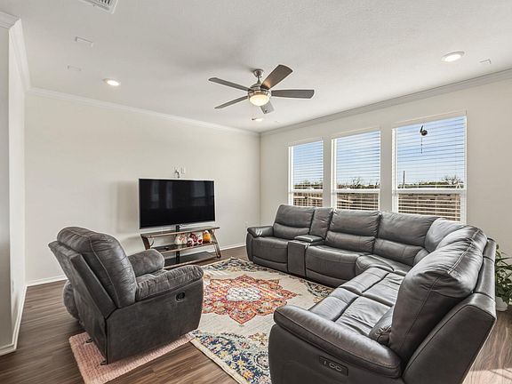 5th image of 4717 Colmar Dr