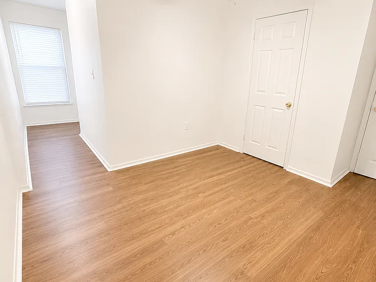 1238 Penn St NE #2 — Photo 4