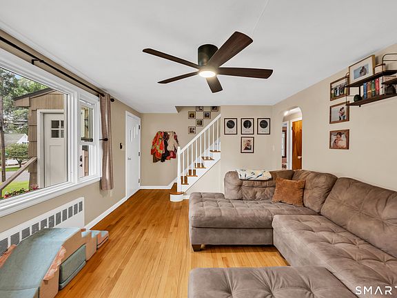 5th image of 109 Fairfield Street